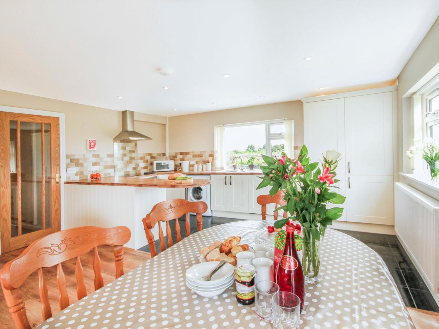 Coed Bolyn Lodge Llanddeiniolen Εξωτερικό φωτογραφία